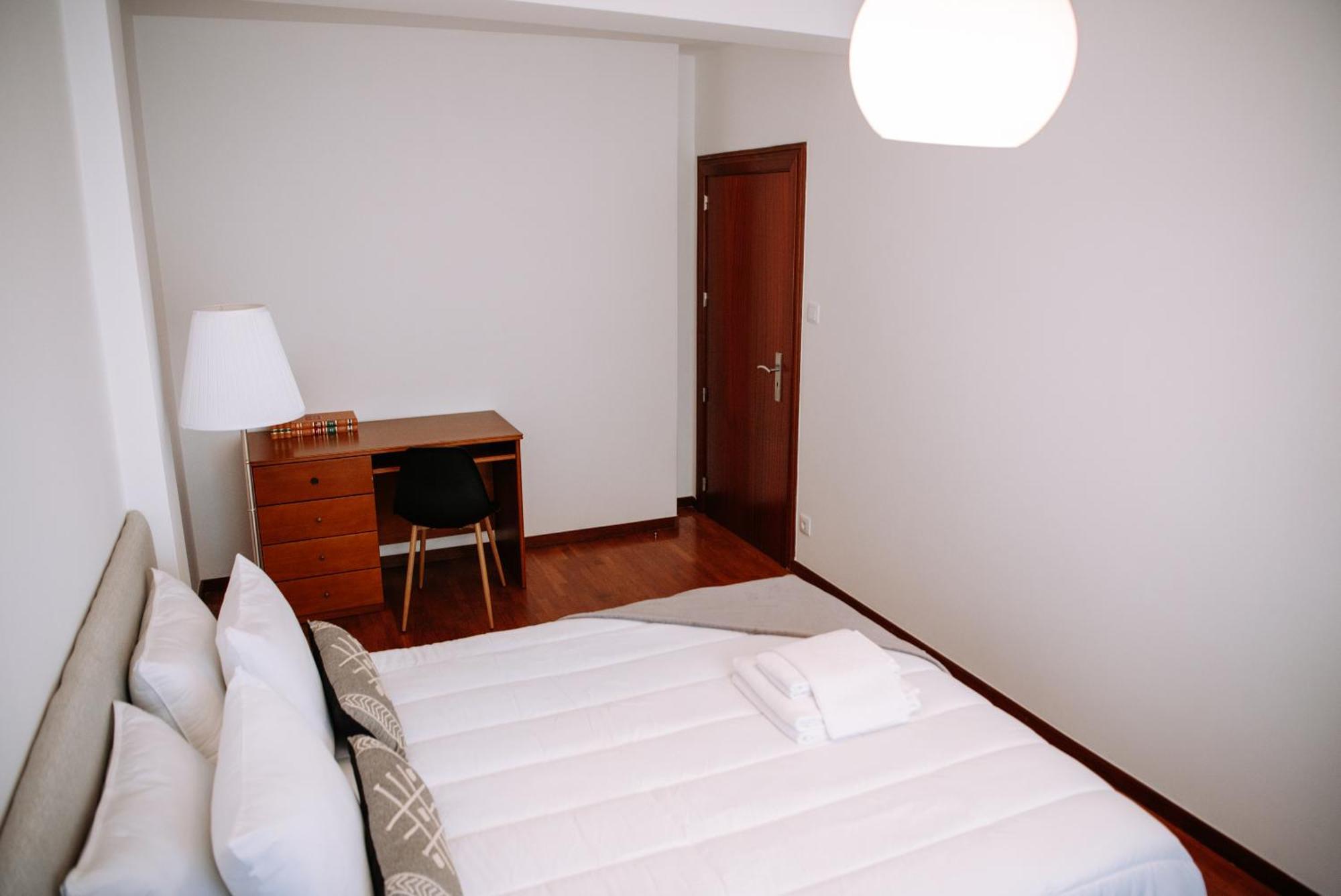Apartamento T3 Vista Mar - Anzol ヴィラ・ド・コンデ エクステリア 写真
